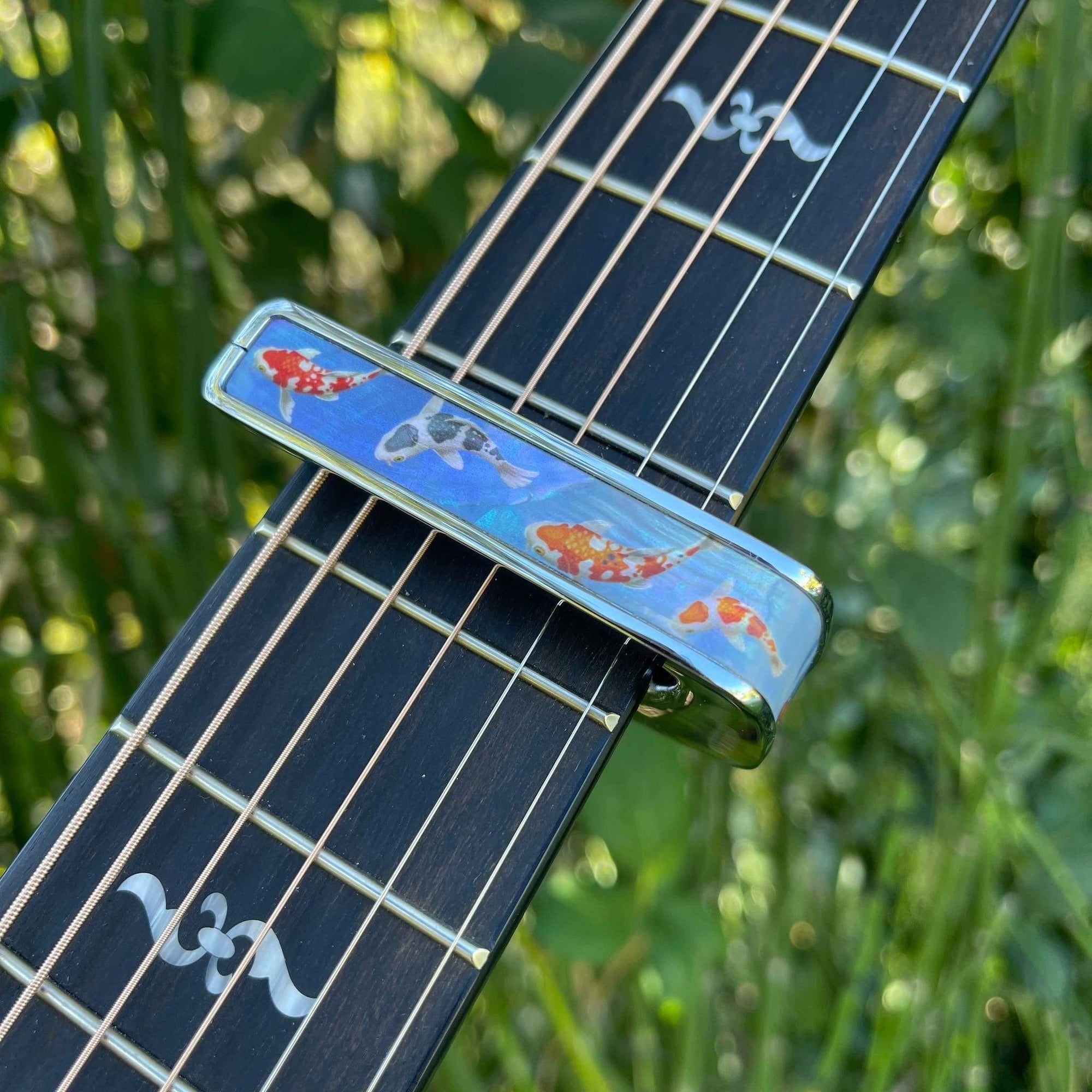 Thalia Capo Black Chrome with  Pearl Moon Phase Inlay [リミテッドエディション]