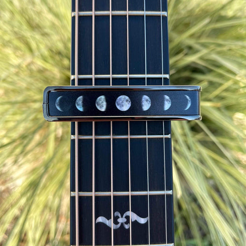 Thalia Capo Moon Phases on Pearl | Deluxe Capo