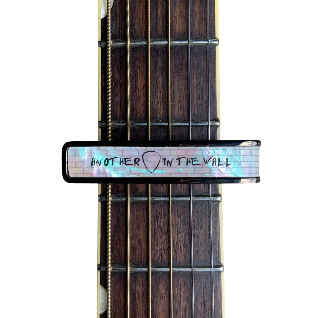 Thalia Capo The Pearl Wall | Limited Edition Capo Black Chrome / Black
