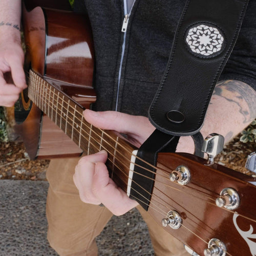 Thalia Leather Strap Tie Black Ebony | Leather Strap Tie Black / Black / Headstock